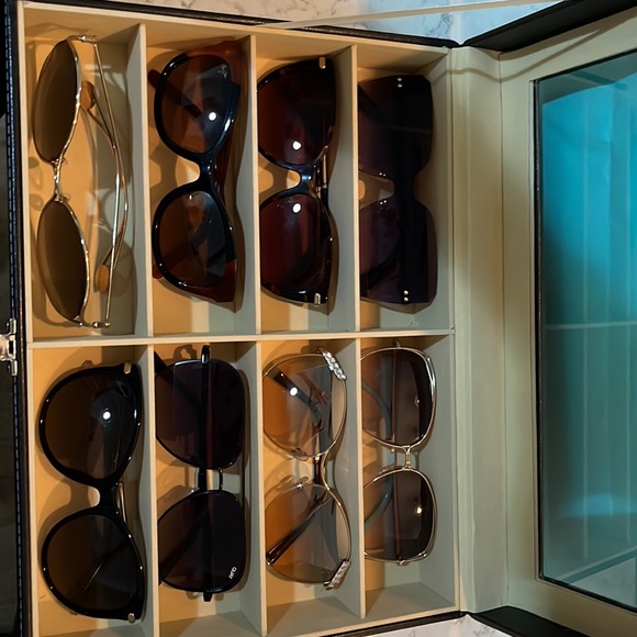 I Love Sunglasses 🕶️ - Picture 2 of 10